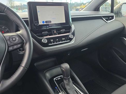 Certified 2024 Toyota Corolla SE image 29