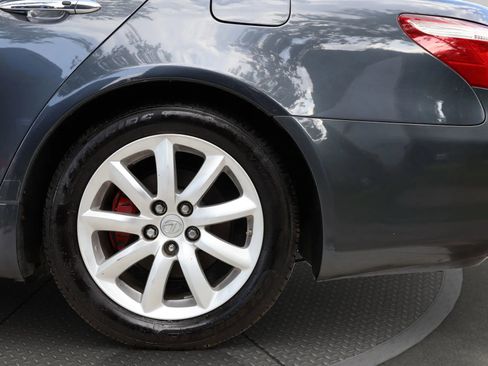 Used 2007 Lexus LS 460 image 27