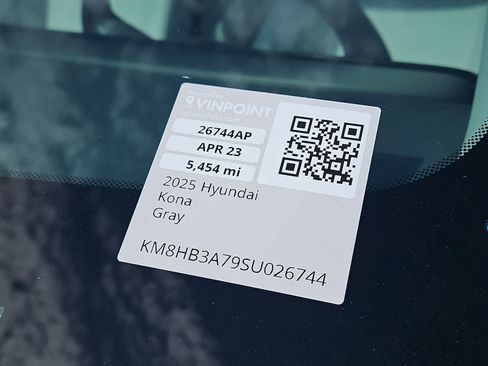 Certified 2025 Hyundai Kona SE FWD image 25