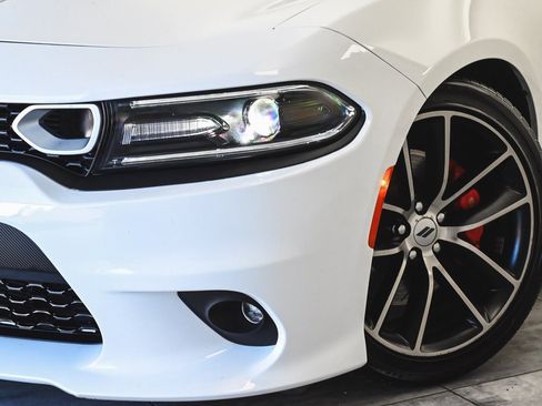 Used 2017 Dodge Charger R/T Scat Pack w/ Driver Confidence Group image 38