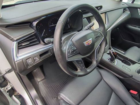 Certified 2018 Cadillac XT5 Luxury w/ Driver Awareness Package image 14