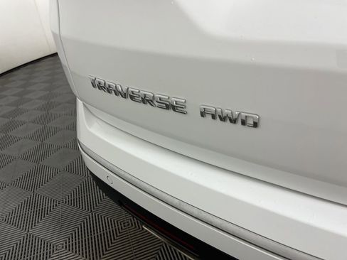 Certified 2023 Chevrolet Traverse High Country w/ LPO, Floor Liner Package image 3