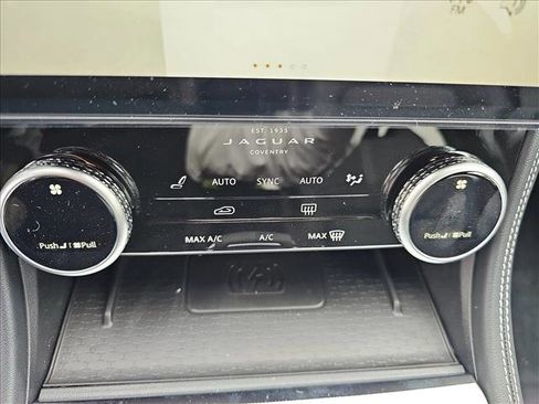 New 2026 Jaguar F-PACE R-Dynamic S image 19