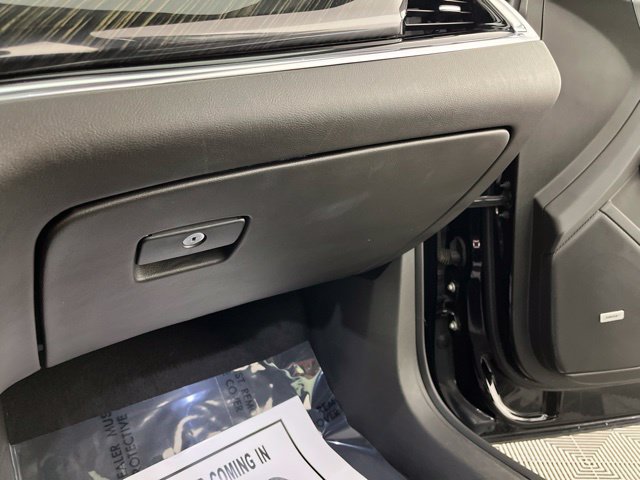 Used 2023 Cadillac XT6 Premium Luxury FWD image 39