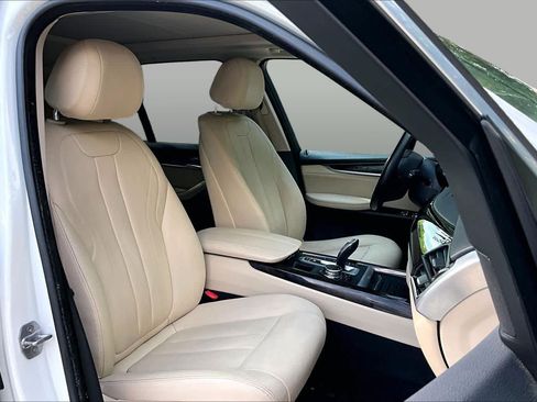 Used 2016 BMW X5 xDrive35i AWD/4WD image 9
