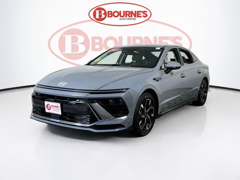Used 2025 Hyundai Sonata SEL FWD image 5