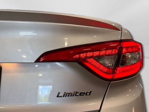 Used 2016 Hyundai Sonata Limited FWD image 44