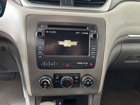 Used 2017 Chevrolet Traverse LS FWD image 20