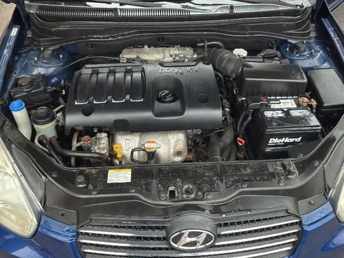 Used 2010 Hyundai Accent GLS w/ Premium Pkg 4 image 24