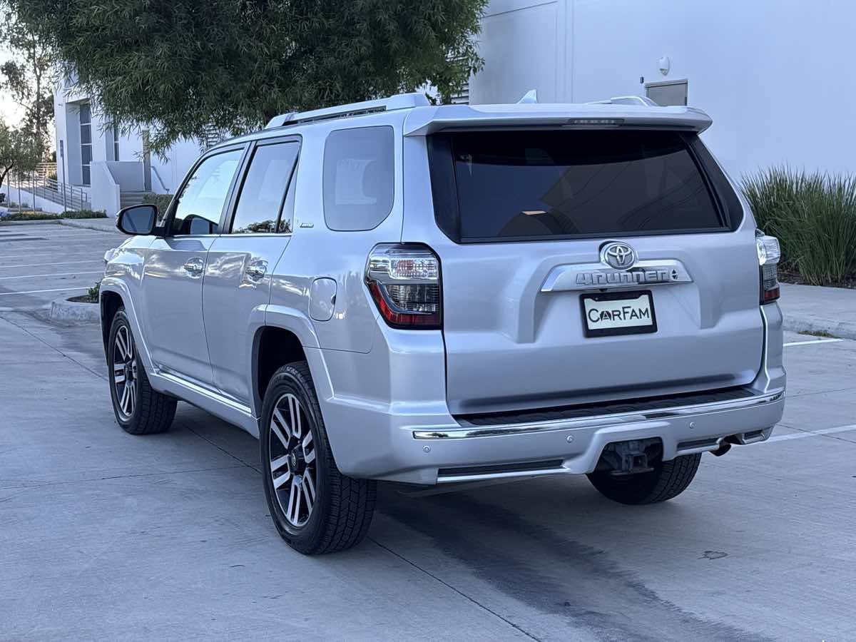 Used 2016 Toyota 4Runner Limited AWD/4WD image 5