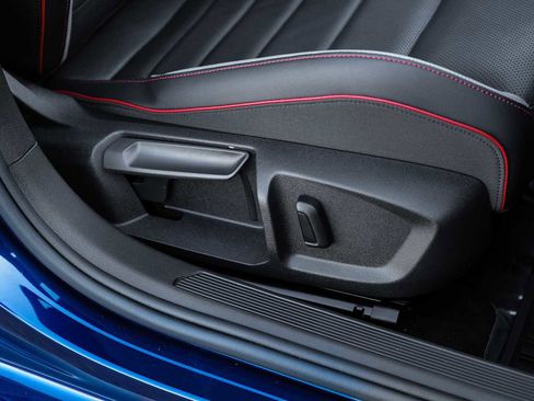 Used 2023 Volkswagen GTI Autobahn w/ Golf Protection Package image 37