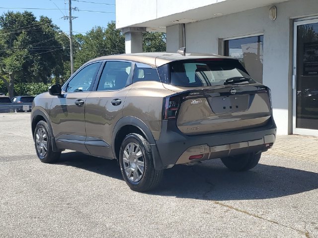 Certified 2025 Nissan Kicks S FWD image 2