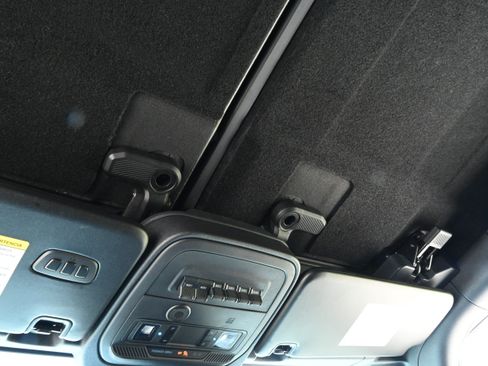 Used 2024 Ford Bronco Heritage Edition AWD/4WD image 33