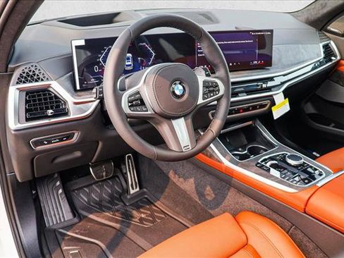 Used 2027 BMW X7 xDrive40i w/ M Sport Package AWD/4WD image 10