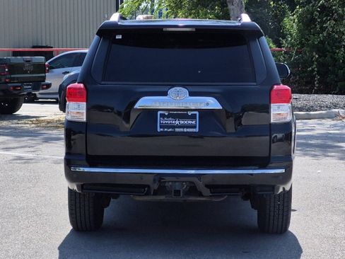 Used 2010 Toyota 4Runner SR5 RWD image 4