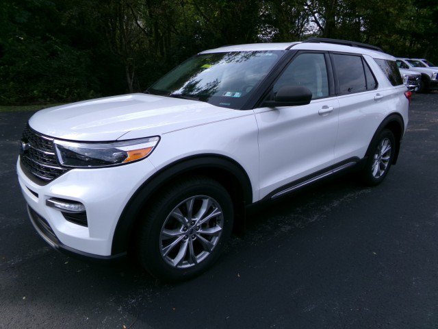 Used 2021 Ford Explorer XLT w/ Equipment Group 202A AWD/4WD image 5