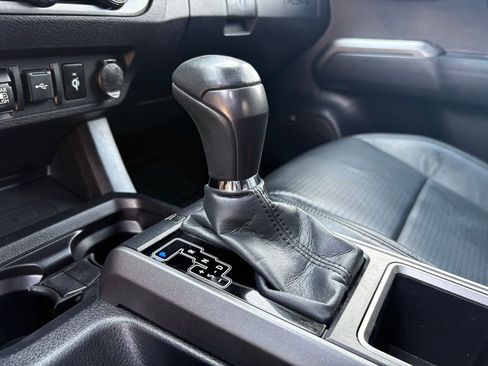 Used 2021 Toyota Tacoma TRD Sport w/ TRD Premium Sport Package image 32