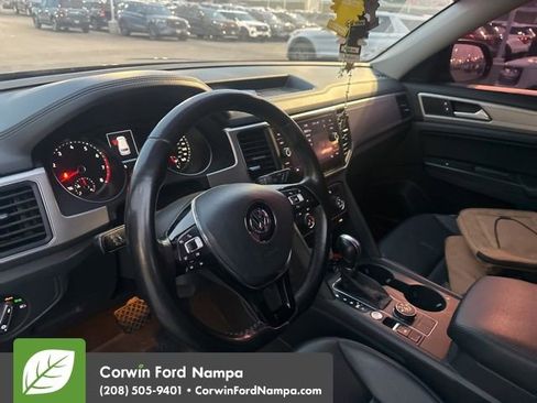 Used 2018 Volkswagen Atlas SE image 12