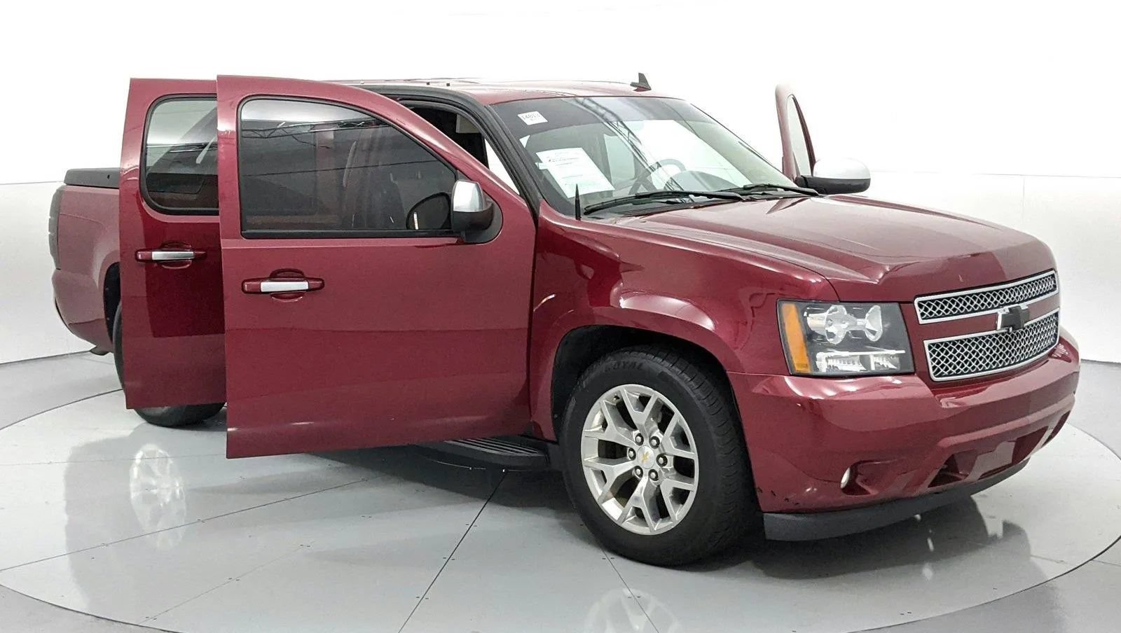 Used 2007 Chevrolet Avalanche LT w/ LT Preferred Equipment Group AWD/4WD image 9