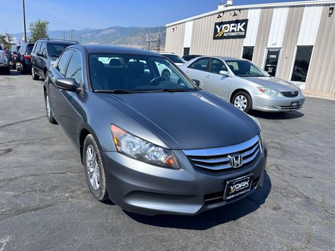 Used 2012 Honda Accord SE image 1