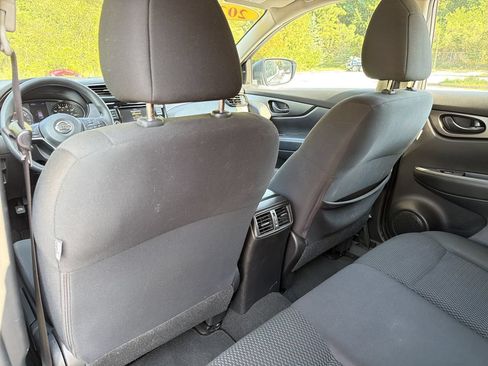 Used 2021 Nissan Rogue Sport S FWD image 15