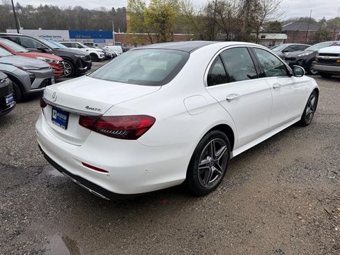Used 2023 Mercedes-Benz E 350 4MATIC Sedan image 7
