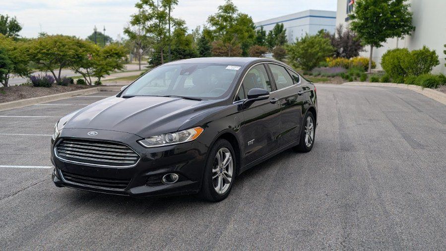 Used 2015 Ford Fusion Energi Titanium w/ Driver Assist Package FWD image 10