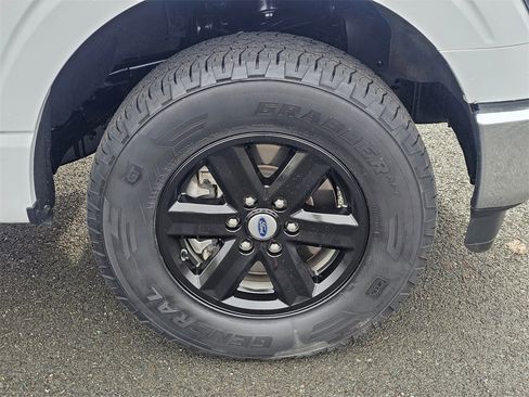 Used 2023 Ford F150 XLT w/ Trailer Tow Package image 30