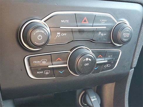 Certified 2023 Dodge Charger SXT image 26