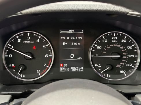 Used 2024 Subaru Crosstrek 2.0i Premium image 26