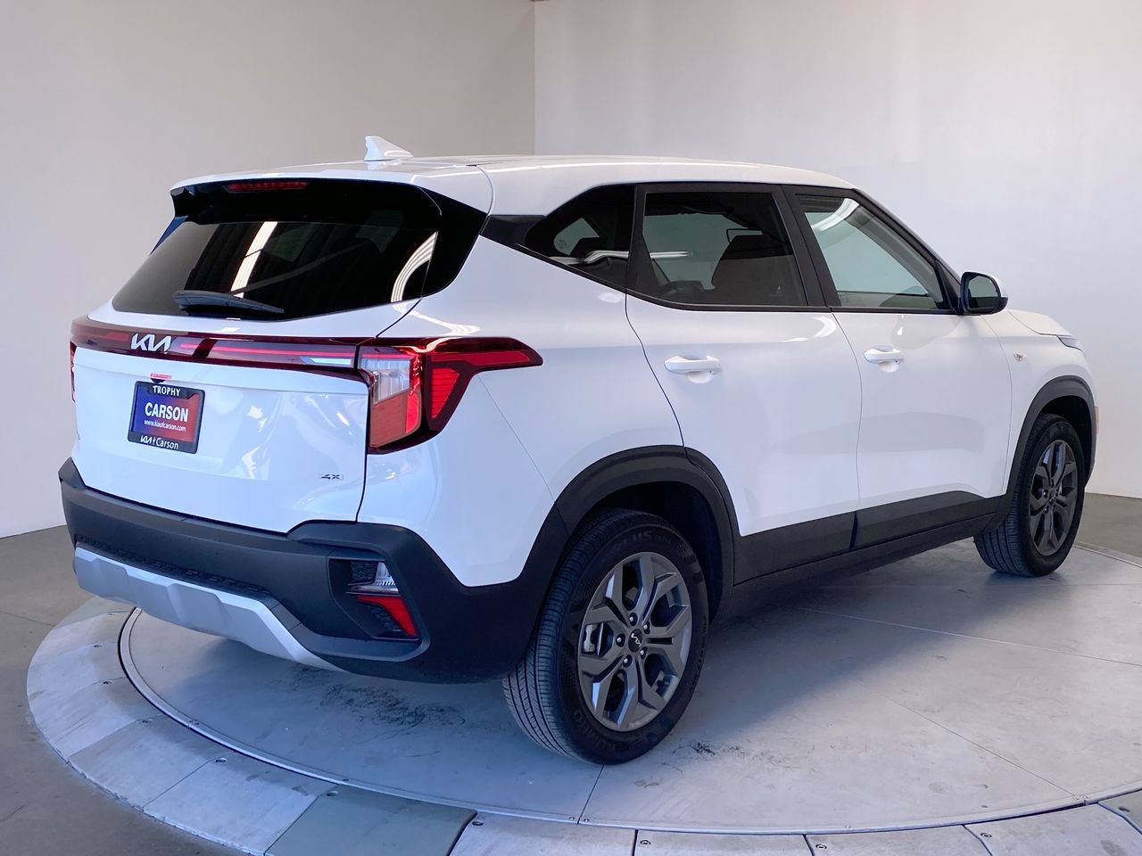 Certified 2026 Kia Seltos LX AWD/4WD image 5