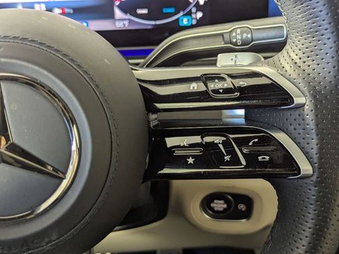 Used 2025 Mercedes-Benz GLS 450 4MATIC image 41