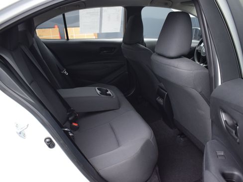 Used 2024 Toyota Corolla LE FWD image 11