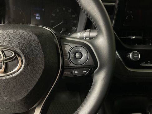 Used 2025 Toyota Corolla SE image 25