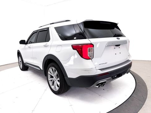 Used 2021 Ford Explorer Platinum w/ Equipment Group 601A AWD/4WD image 18
