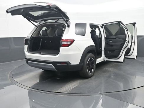 Certified 2025 Honda Pilot EX-L image 37