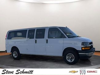 Used 2020 Chevrolet Express 3500 LT w/ LT Preferred Equipment Group video 2
