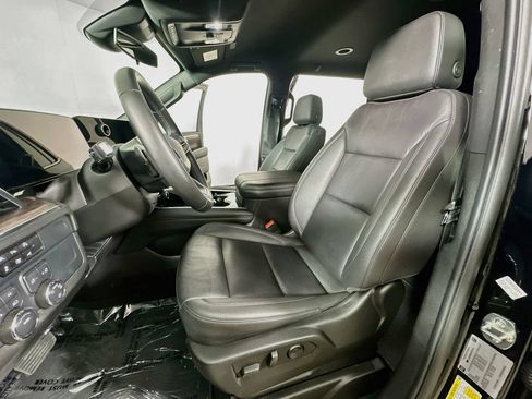Used 2025 Chevrolet Tahoe LT AWD/4WD image 16