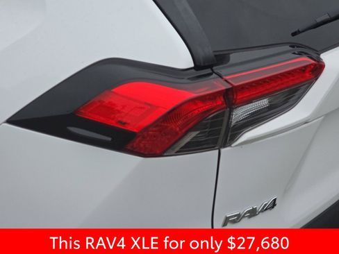 Used 2024 Toyota RAV4 XLE w/ Convenience Package FWD image 42