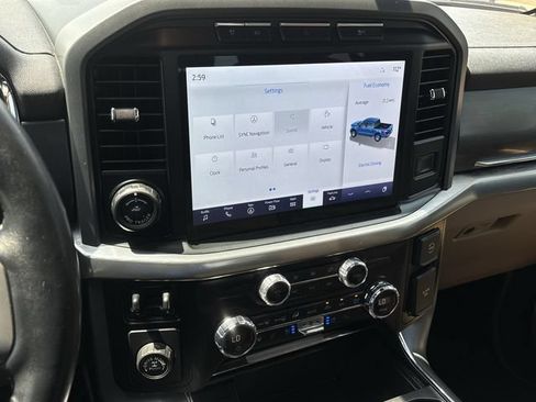 Used 2021 Ford F150 Lariat w/ Equipment Group 502A High RWD image 24