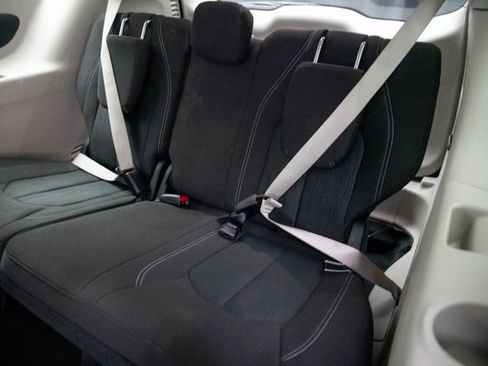 Used 2023 Chrysler Voyager LX FWD image 25