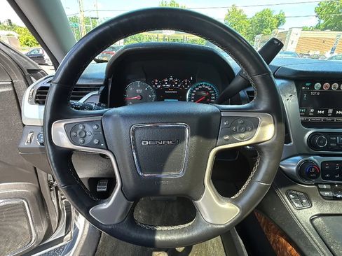 Used 2017 GMC Yukon XL Denali w/ Open Road Package AWD/4WD image 11