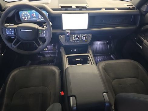Used 2022 Land Rover Defender 110 AWD/4WD image 10
