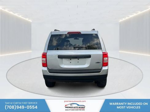 Used 2015 Jeep Patriot Sport FWD image 5