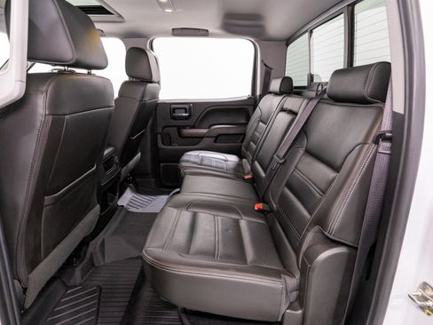 Used 2019 GMC Sierra 2500 Denali w/ Duramax Plus Package AWD/4WD image 33