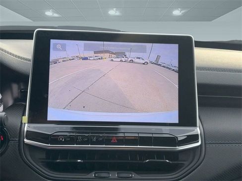 New 2026 Jeep Compass Latitude image 24