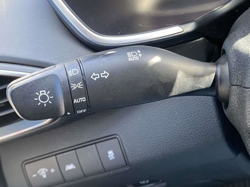 Used 2023 Hyundai Santa Fe SE image 21