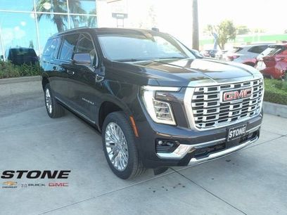 New 2025 GMC Yukon XL Denali w/ Sun & Power Step Package