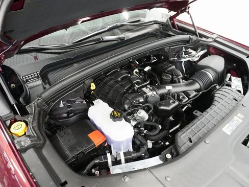 New 2025 Jeep Grand Cherokee L Altitude AWD/4WD image 9