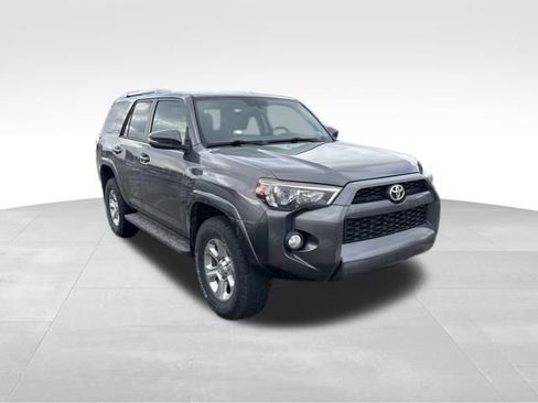 Used 2014 Toyota 4Runner SR5 Premium image 7